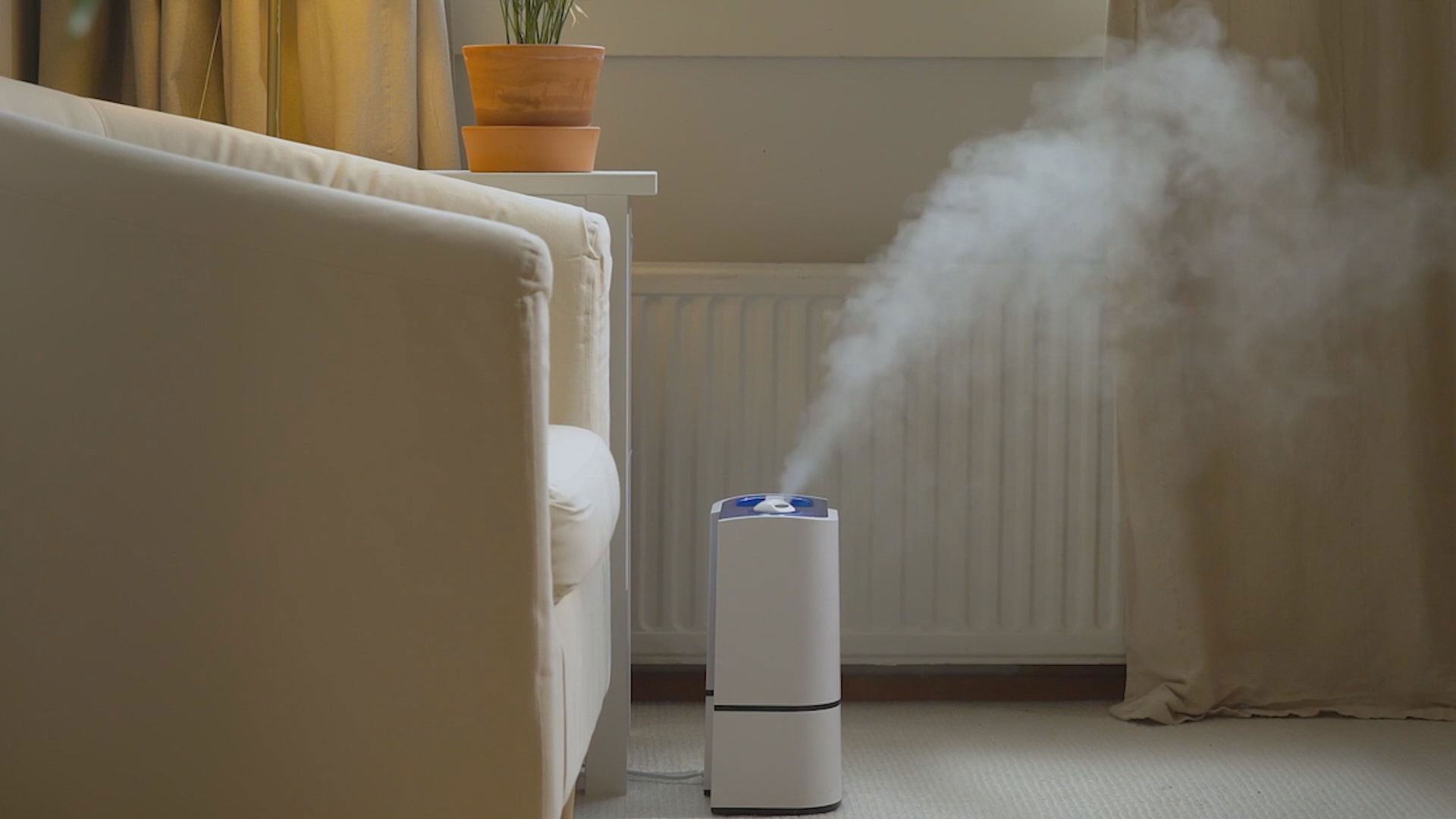 Can I Point a Humidifier at My Face? An Expert’s Guide