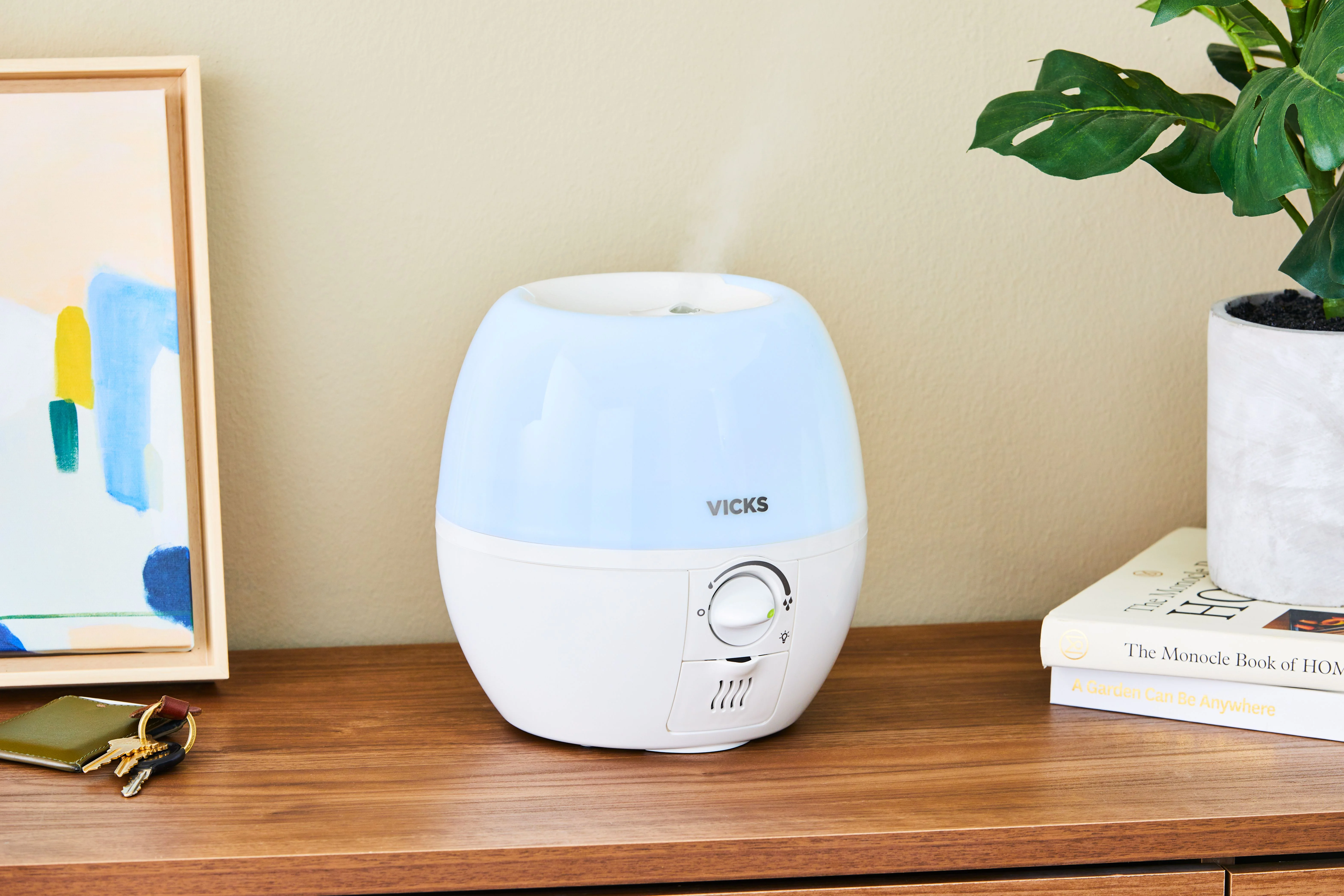 Why My Humidifier Has a Red Light On & How to Fix It